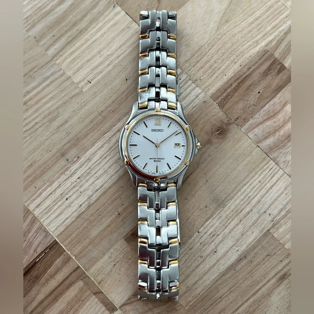 Seiko Vintage Men’s Watch White Dial Two-Tone Bracelet Gold-Tone Markers Date